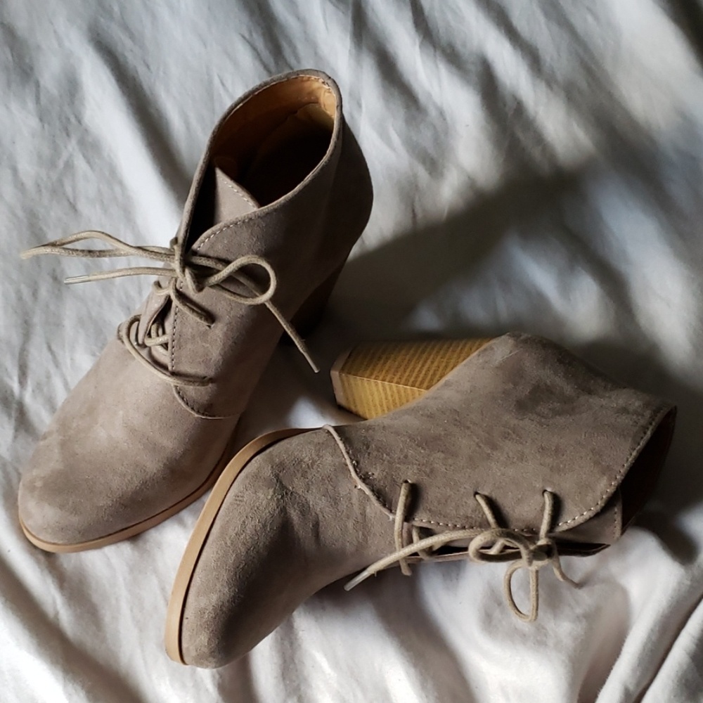 Booties! - Picture 2 of 4